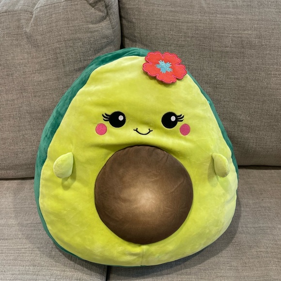 “16 Ava Avocado Squishmallow - Picture 1 of 1